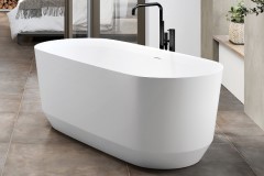 Oval Bath with Sides that Slant Inward Near the Bottom of the Tub