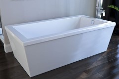 Modern Rectangle Freestanding Bath, Flat Rim, End Drain