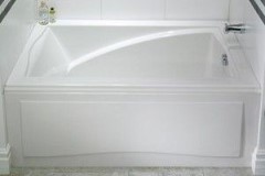 Alcove Bath with Decorative Skirt, Neck and Arm Rests