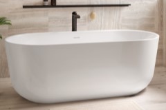 Oval Freestanding Tub with Rounded Sides and Thin, Flat Rim