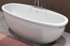 Oval Floor Standing Tub with Flat Rim & Center Drain