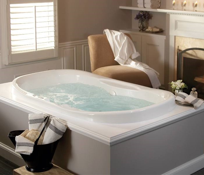 Aquatic Universal Oval | Whirlpool Bath Tub