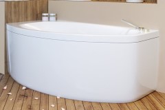 Corner Tub, Skirt on 2 Sides, Oval Interior