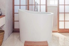 Japanese Style Freestanding Bath with Raised Neck Rest