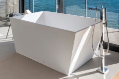 Rectangle Freestanding Bathtub, Angled Sides, Flat Rim