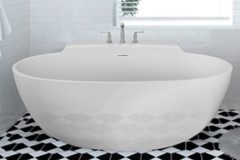 Oval Freestanding Bath, Center Side Drain, Side Shelf