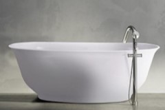 Oval Bathtub with Curving Lip, Pedestal Style Base