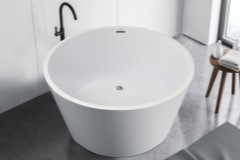 Japanese Style Round Freestanding Bathtub with Slotted Overflow