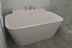 Rectangle Freestanding Bath, Rounded Corners, Long Shelf