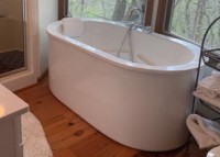 Oval Freestanding Tub with Flat Rim, Straight Sides